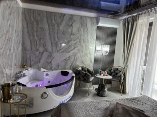R U B I room by 50 shades - Baia Mare - 8