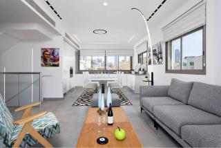 3BR Duplex with Stunning Outdoors by HolyGuest - Tel Aviv - 8