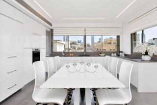 3BR Duplex with Stunning Outdoors by HolyGuest - Tel Aviv - 7