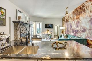 Luxe Long Beach Condo with Pool 1 Mi to Shoreline! - Long Beach - 3