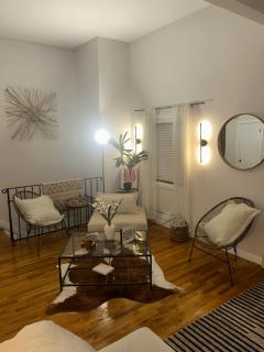 Chic modern bedroom 5 mins from JFK - 3