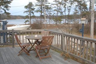 Charming Cape Cod Water View Cottage on Peters Pond - Sandwich - 9