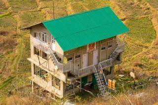 Dhauladhar Woodhouse - Malotha - 2