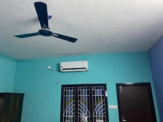Lakeside Home Stay Villa - Yelagiri - 8