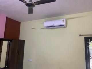 Lakeside Home Stay Villa - Yelagiri - 9