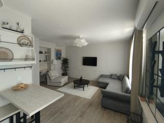 Veronica's Home - Édessa - 1