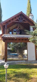One bedroom semi-detached stone-built villa with beautiful gardens and pool - Limassol - 2