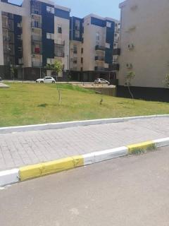 Apparentement a rahmania zeralda prés du lac - 1