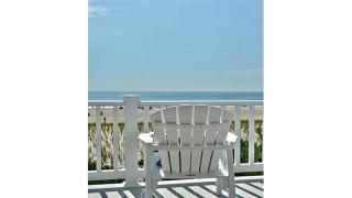 Dog Friendly, 3 Bedroom Oceanfront, Panoramic Ocean Views, Ship Bottom - Ship Bottom - 4