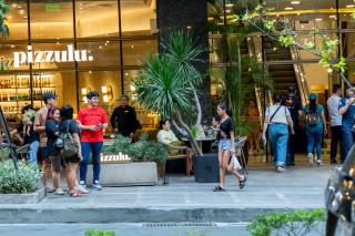 Forbeswood Parklane BGC suite near st Lukes - Manila - 6