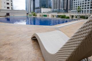 Forbeswood Parklane BGC suite near st Lukes - Manila - 8