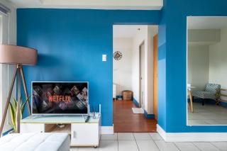 Forbeswood Parklane BGC suite near st Lukes - Manila - 2