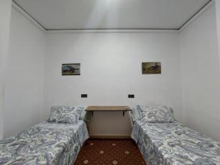 Cozy Room & Modern Amenities 5 - 0