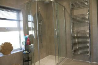Spacious 5 bed Dunstable House with Free Parking - Dunstable - 6