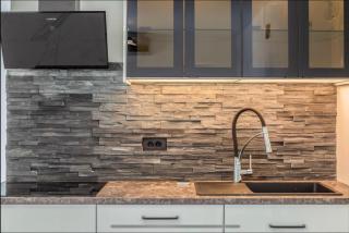 Ivana Black & White Apartments - Marusici - 9