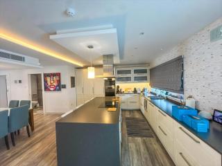 DerdenC-3 Casa - - 8