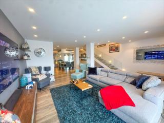 DerdenC-3 Casa - - 3