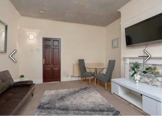 2 Bedroom House Burnley Centre! - Burnley - 0