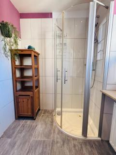 Workers Lodge für 4-10 Pers, Parkplatz, Wlan, Einzelbetten - 8