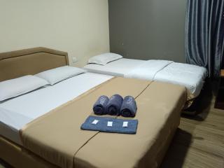S3 GOLDEN hotel - Kampung Dengkil - 8