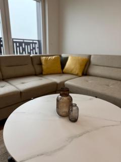Modern Apt Near Bus Station - Pristina - 5