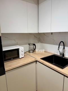 Modern Apt Near Bus Station - Pristina - 3
