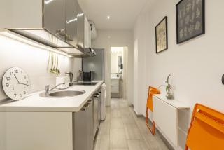 -MalagaSunApts- Quiet courtyard Andes Perez - 8