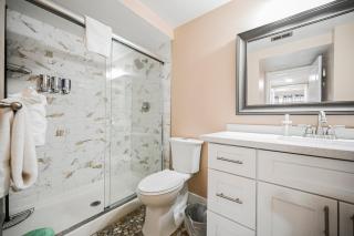 Spacious Henderson Hidden Gem! - Las Vegas - 6