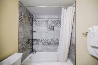 Spacious Henderson Hidden Gem! - Las Vegas - 4