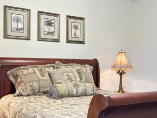 Emerald Coast Vacation Destination - Pensacola - 9