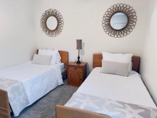 Emerald Coast Vacation Destination - Pensacola - 8