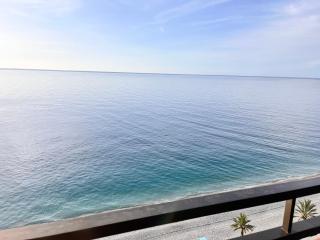 Ático primera línea playa Almuñécar con parking - Almuñécar - 2
