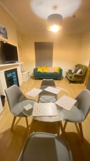 Evo Green Gravesend 2 bed Apartment, 2 mins Station, Town Centre - Gravesend - 9