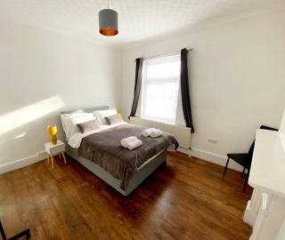 Evo Green Gravesend 2 bed Apartment, 2 mins Station, Town Centre - Gravesend - 4