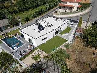 Villa de vacances avec piscine - - 8
