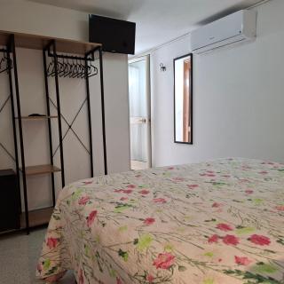 Phiniscollis B&B - La Caletta - 6