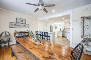 Main House - 3 Story 5 Bed/ 3 Bath - Wolfeboro - Wolfeboro - 2