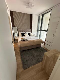 Holiday Family Friendly Apartment with Pool Access Near yass Island DABAS3 - 3