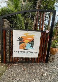 Sloth Premium Riverfront Jungle Villa with Jacuzzi and Pool - Uvita - 2
