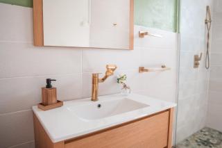 La Kaz and Ti Thano - 7