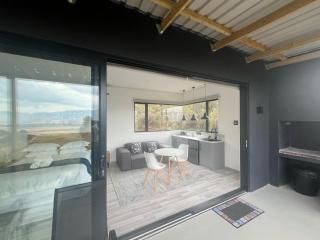 Coddiwomple Cabins - Tulbagh - 5