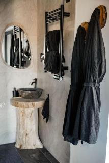 Love-Room BreakyWell - - 9