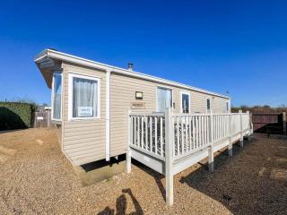 6 Berth Pet Friendly Caravan By Hunstanton Beach, Norfolk Ref 13012L - Hunstanton - 0