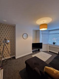 Cosy 3 Bed House Excellent Location NEC BHX HS2 - Birmingham - 6