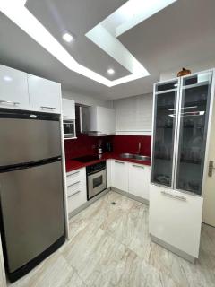 Apto Remodelado Playa y Marina - - 2