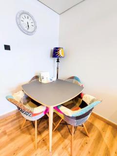 Modern Studio with Balcony - Close to Metro & Marina - 2