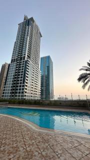 Modern Studio with Balcony - Close to Metro & Marina - 7