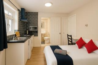 Heathrow Studio , London , Shortstays - West Drayton - 2