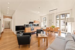 aptA Downtown Monument4rent near Checkpoint Charlie - Berlim - 0