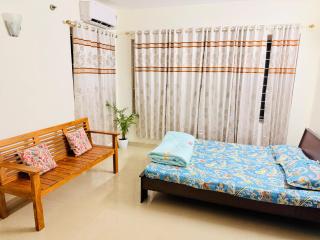 Lake View Garden - Trivandrum - 6